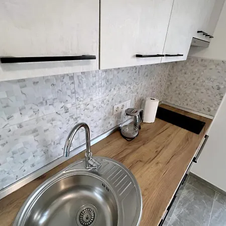 Evergreen & Pinky Close To The Rab Town